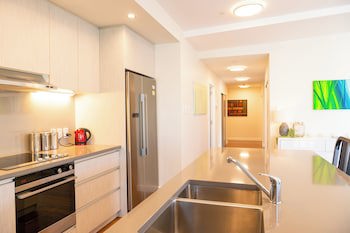 Boulcott Suites