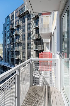 Boulcott Suites