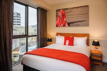 Boulcott Suites