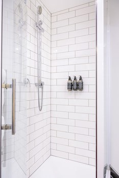Boulcott Suites