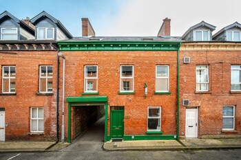 Chamberlain House