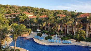 Infinity Bay Spa & Beach Resort