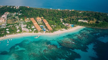 Infinity Bay Spa & Beach Resort