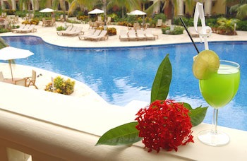 Infinity Bay Spa & Beach Resort