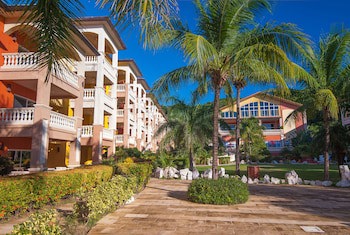 Infinity Bay Spa & Beach Resort