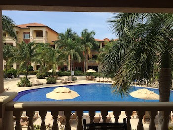 Infinity Bay Spa & Beach Resort