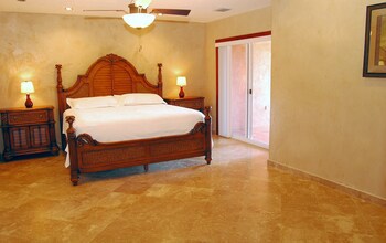 Infinity Bay Spa & Beach Resort