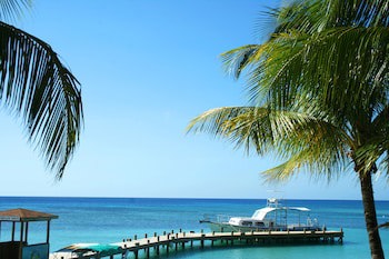 Infinity Bay Spa & Beach Resort