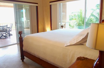 Infinity Bay Spa & Beach Resort
