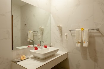 Nosy Be Hotel & Spa