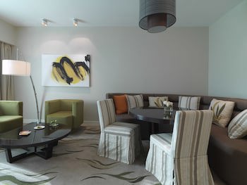 Millennium Al Rawdah Hotel fotoğrafı