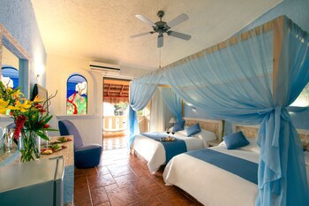 Chez Waffle Hotel