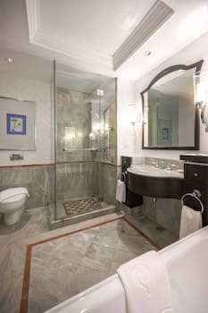 Centara Grand Beach Resort & Villas Hua Hin