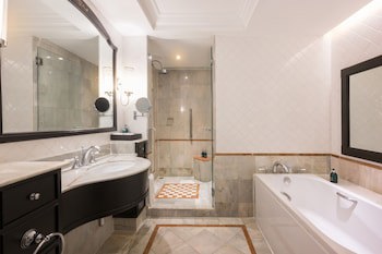 Centara Grand Beach Resort & Villas Hua Hin