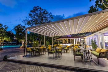 Centara Grand Beach Resort & Villas Hua Hin