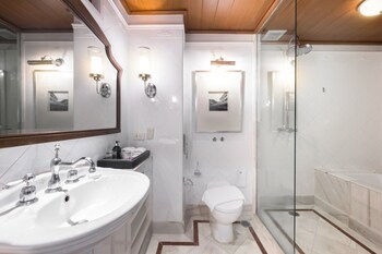 Centara Grand Beach Resort & Villas Hua Hin