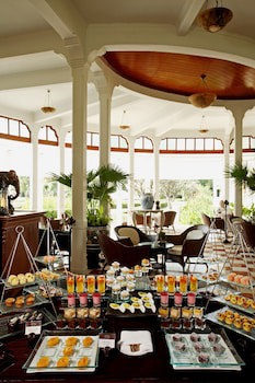 Centara Grand Beach Resort & Villas Hua Hin