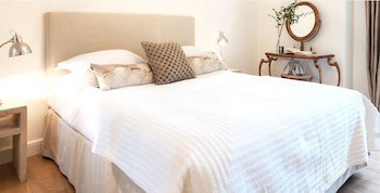 Europa House Apartments