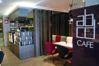 Hotel Xyz