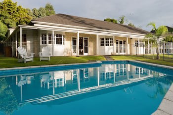Discovery Settlers Hotel