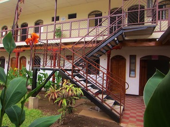 Guesthouse Los Corredores Del Castillo