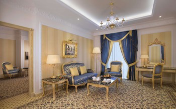 Royal Rose Hotel Abu Dhabi, Curio Collection by Hilton galeri fotoğrafı
