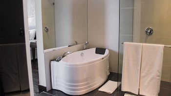 Holiday Inn Bucaramanga Cacique, An Ihg Hotel