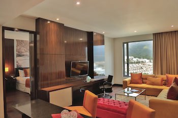 Holiday Inn Bucaramanga Cacique, An Ihg Hotel
