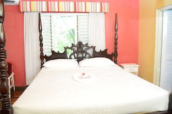 Gold Nugget Hotel