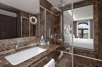 Doubletree By Hilton Istanbul Gayrettepe