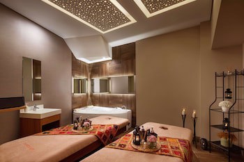 Doubletree By Hilton Istanbul Gayrettepe