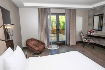 Doubletree By Hilton Istanbul Gayrettepe