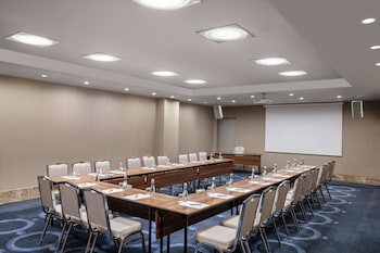 Doubletree By Hilton Istanbul Gayrettepe