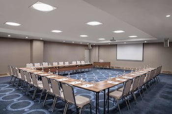 Doubletree By Hilton Istanbul Gayrettepe