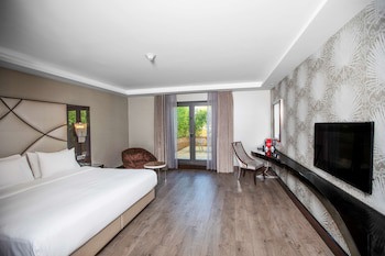 Doubletree By Hilton Istanbul Gayrettepe
