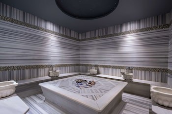 Doubletree By Hilton Istanbul Gayrettepe