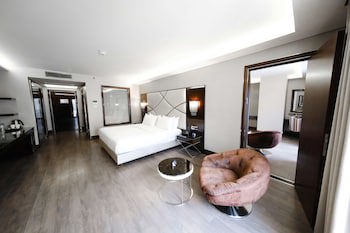 Doubletree By Hilton Istanbul Gayrettepe