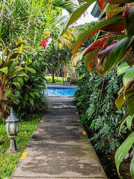 Hotel Colinas Del Sol
