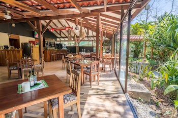 Hotel Colinas Del Sol