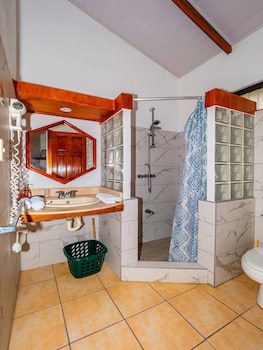 Hotel Colinas Del Sol