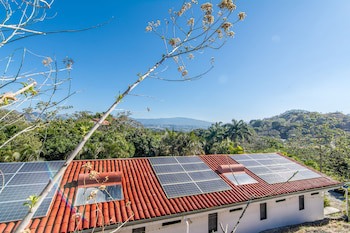 Hotel Colinas Del Sol
