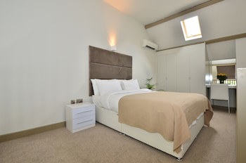 Arch Hotel