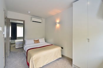 Arch Hotel