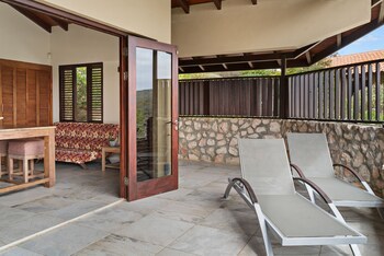 Bandabou Breeze Curacao