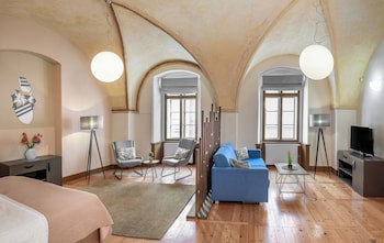 3 Epoques Apartments by Adrez Living fotoğrafı