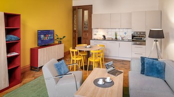 Art House Apartments By Adrez Living