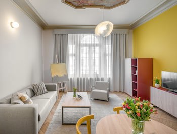 Art House Apartments By Adrez Living