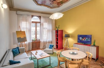 Art House Apartments By Adrez Living