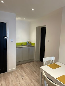 Blackpool Abode - 20 Bairstow Street