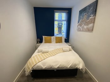 Blackpool Abode - 20 Bairstow Street